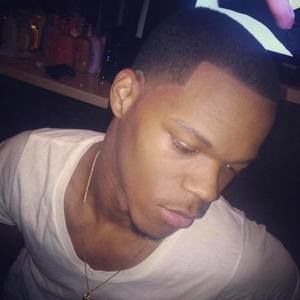 Meet your Posher, Aaron